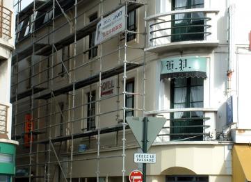 peinture sur façade HOTEL DE LA PAIX . Trouville sur mer